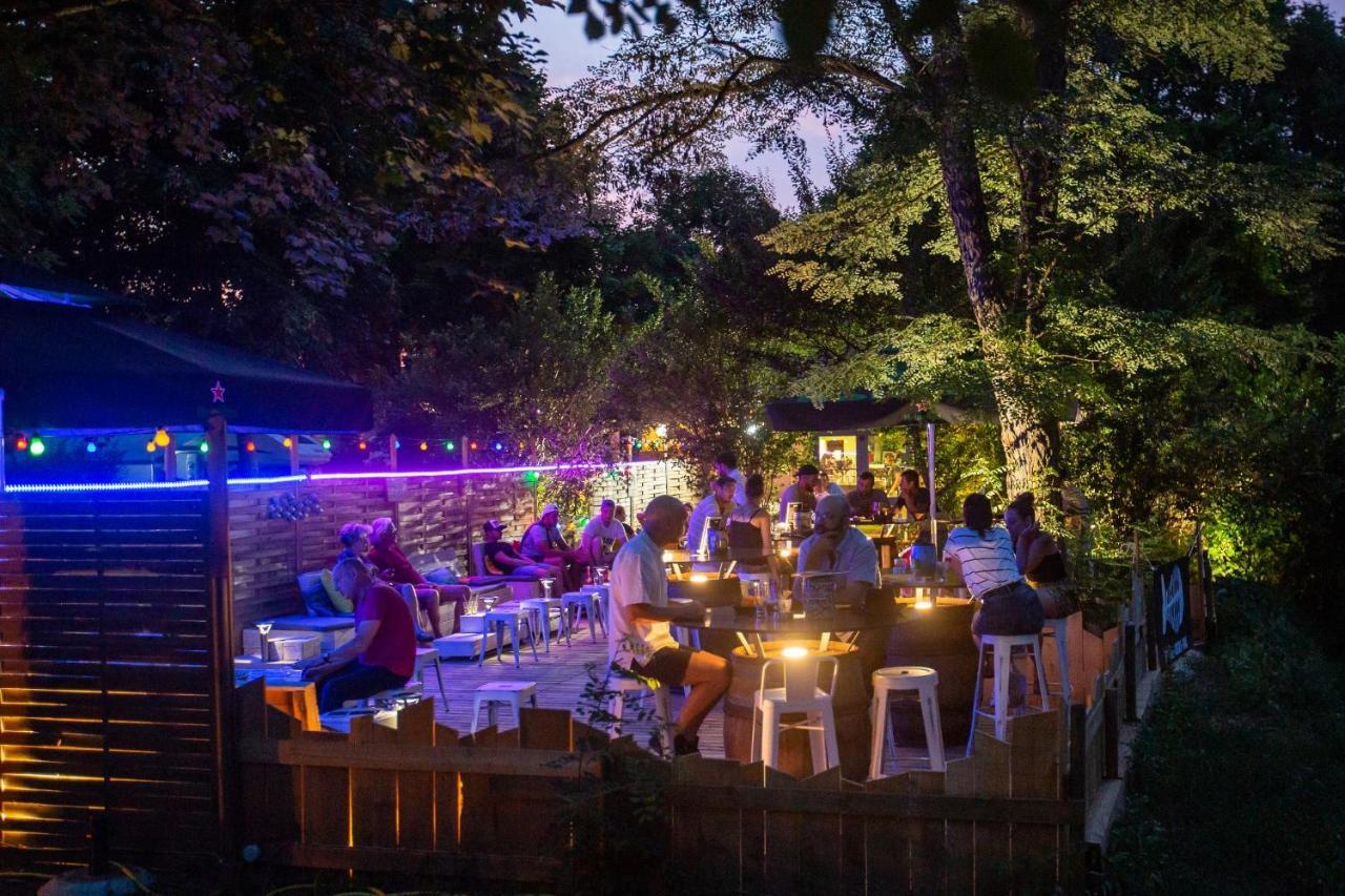 Camping De La Bageasse ブリウド エクステリア 写真